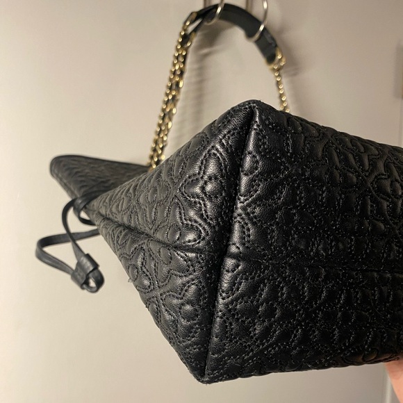 Tory Burch quilted tote | large, new, black and gold - Picture 4 of 9